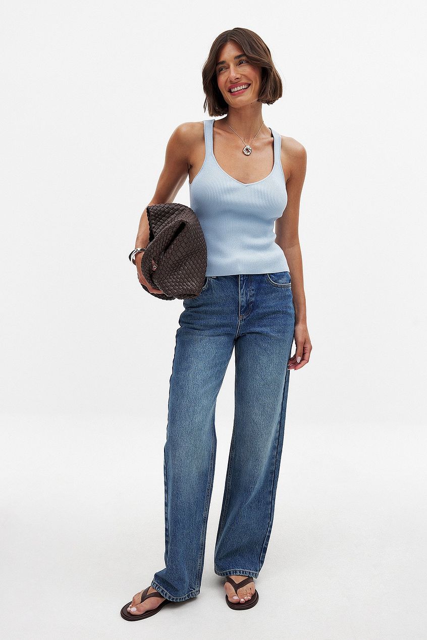 Women Mid Waist Straight Jeans – Classic Straight-Leg Denim for Daily Style in Pakistan | DOCACCA