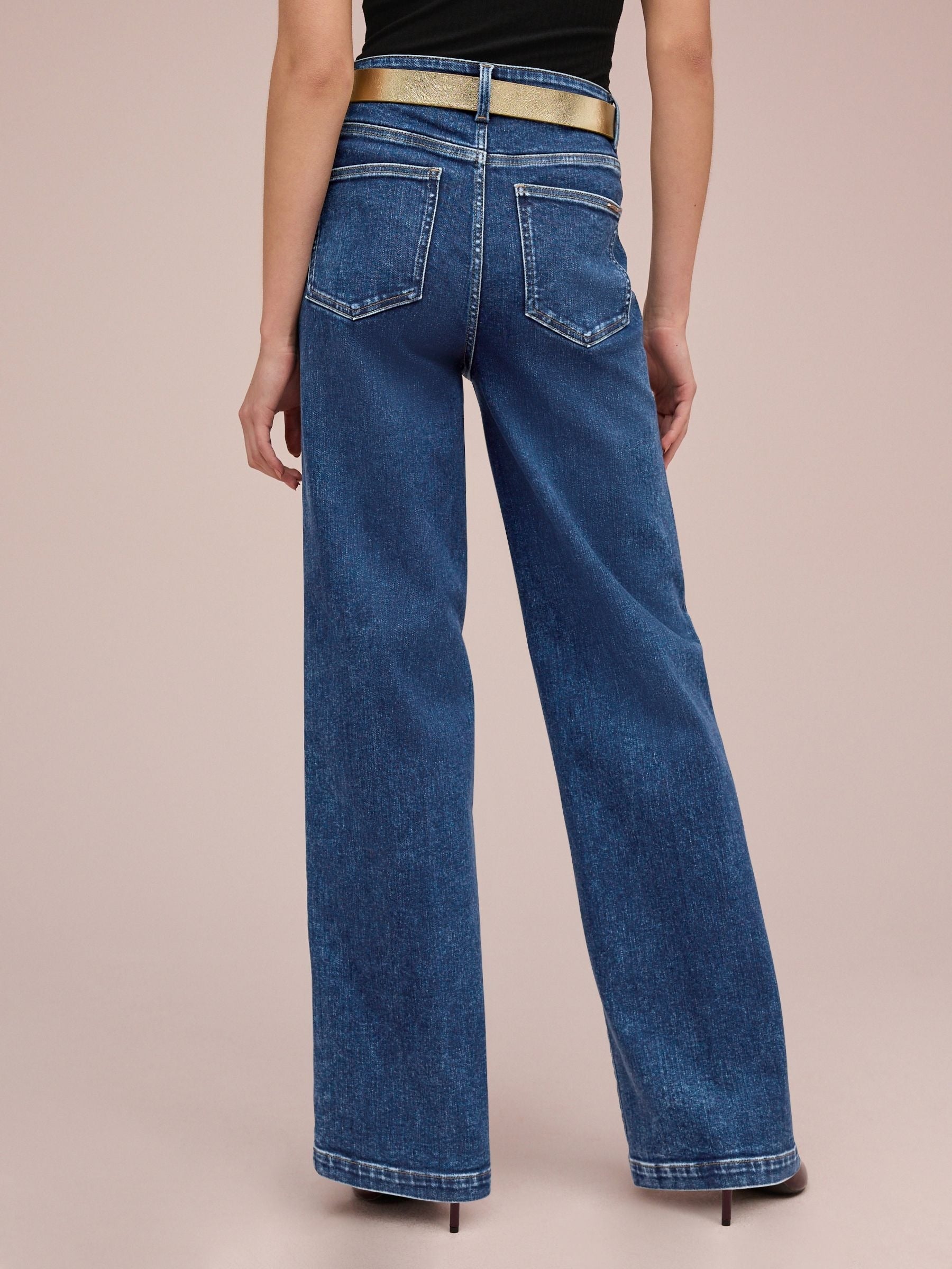 Women Dark Blue Wide Leg Jeans – Trendy High-Waist Denim for Everyday Wear in Pakistan | DOCACCA