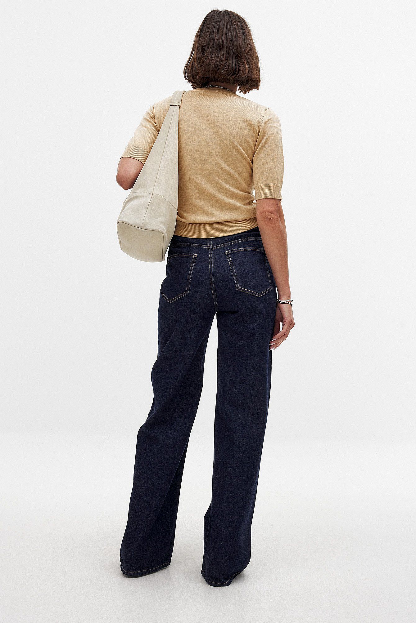 Wide High Waist Jeans for Women – Trendy, Comfortable & Flattering Fit | DOCACCA Pakistan