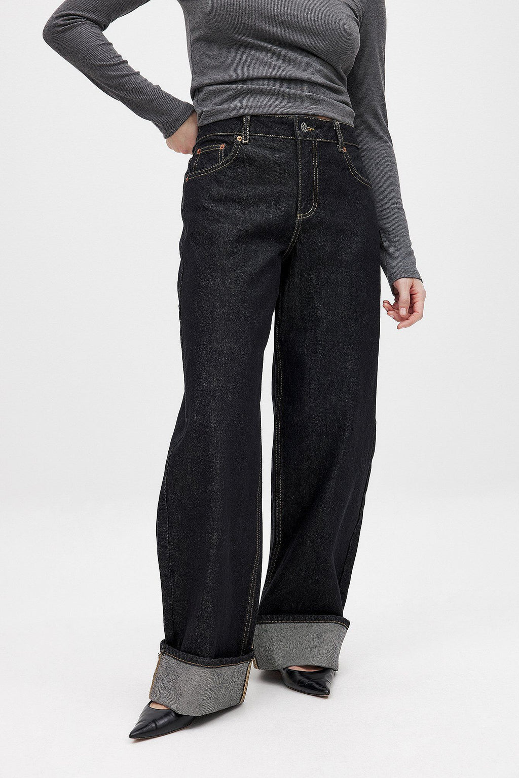 Fold Up Detail Denim Jeans for Women – Trendy Rolled Hem Straight Fit | DOCACCA
