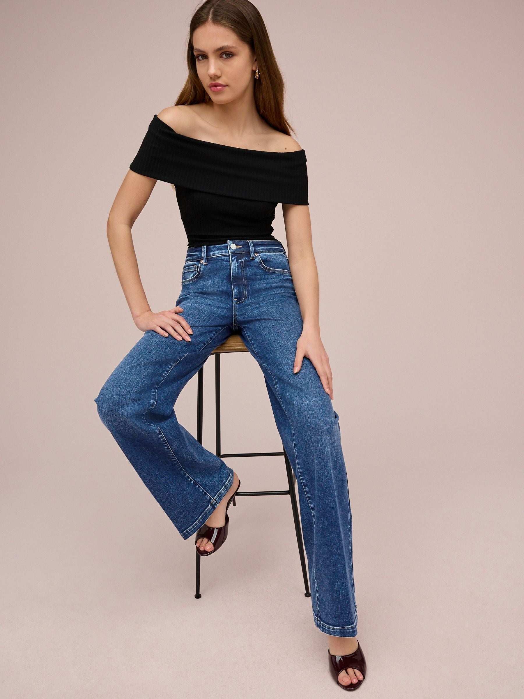 Women Dark Blue Wide Leg Jeans – Trendy High-Waist Denim for Everyday Wear in Pakistan | DOCACCA