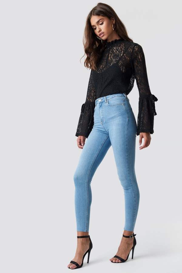 Women Super Skinny Fit Mid-Rise Clean Look Stretchable Jeans