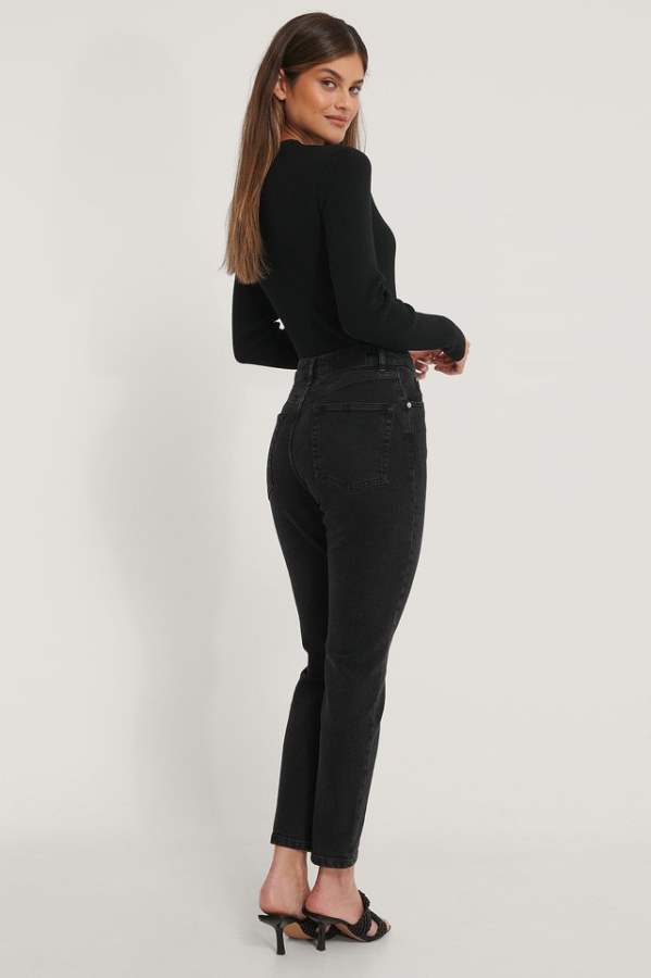 Women Lola Slim Fit Mid-Rise Clean Look Stretchable Jeans