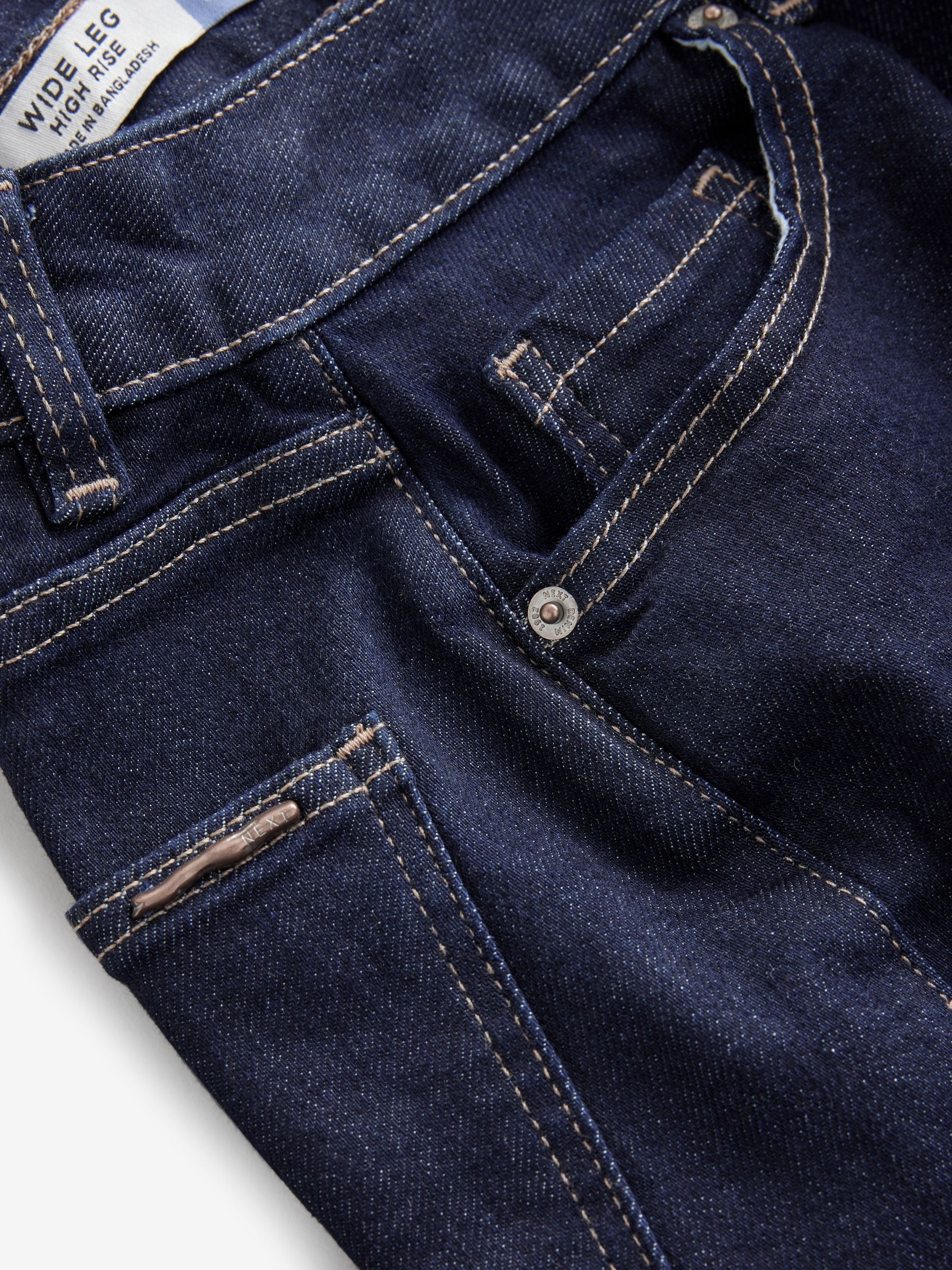 Women Rinse Hourglass Wide Leg Jeans – Trendy High-Waisted Cotton Denim for Pakistan | DOCACCA