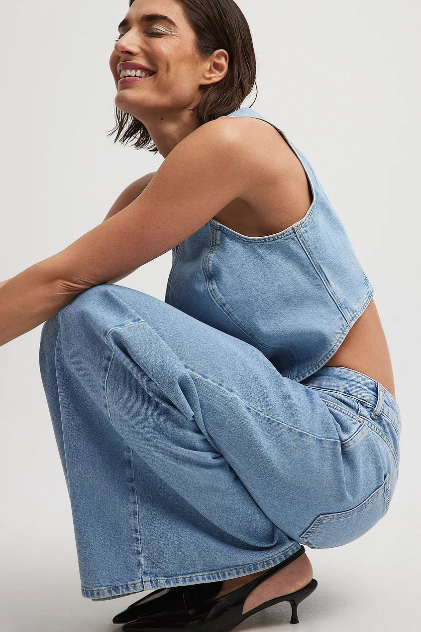 Wide Low Waist Jeans in Light Blue - Stylish & Comfortable Denim