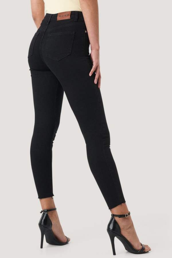 Women Slim Fit Mid-Rise Clean Look Stretchable Jeans