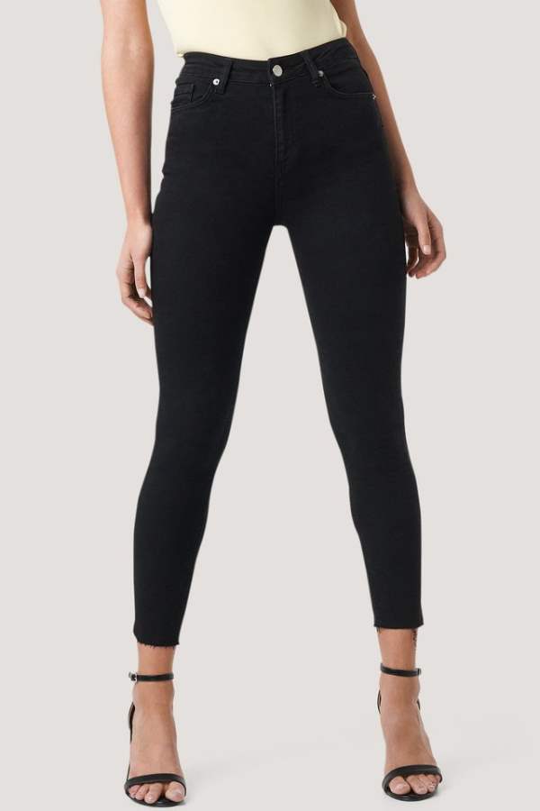 Women Slim Fit Mid-Rise Clean Look Stretchable Jeans