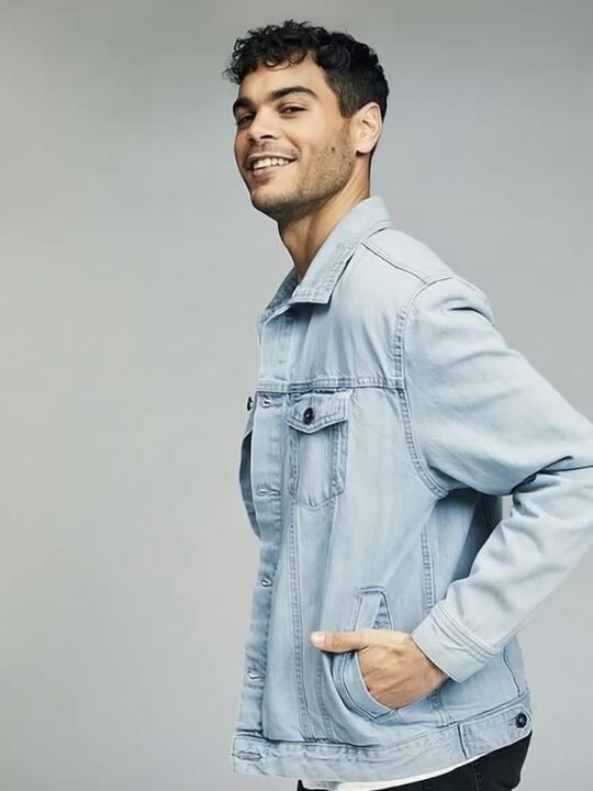 Blue Spread Collar Washed Denim Jacket – Stylish, Breathable Streetwear for Pakistani Men | DOCACCA