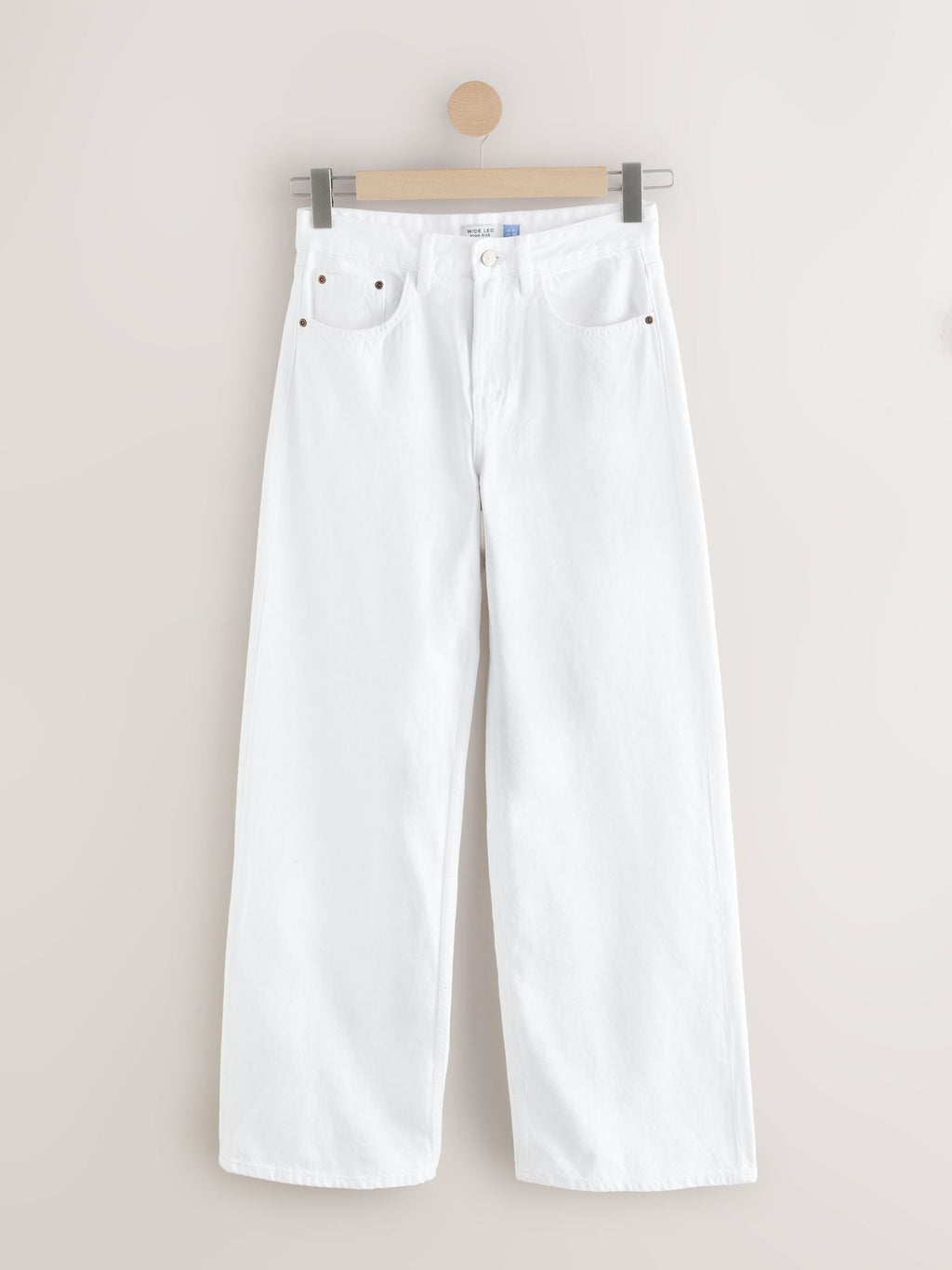 Women White Wide Leg Jeans – Elegant High Waisted Denim Pants for Stylish Outfits in Pakistan | DOCACCA