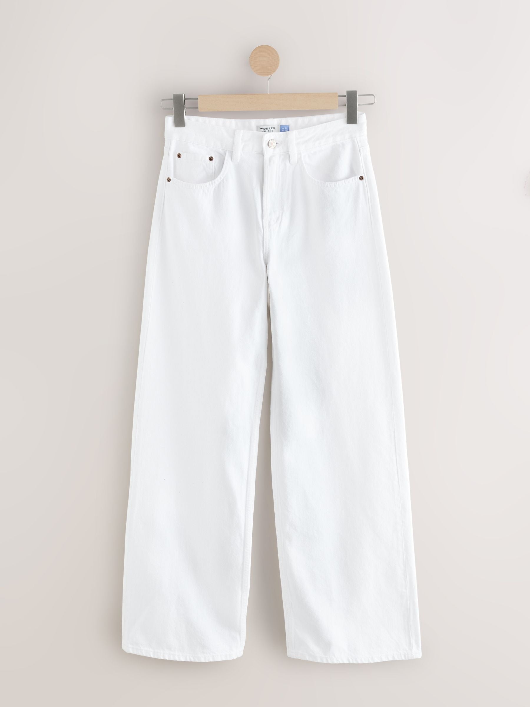 Women White Wide Leg Jeans – Elegant High Waisted Denim Pants for Stylish Outfits in Pakistan | DOCACCA