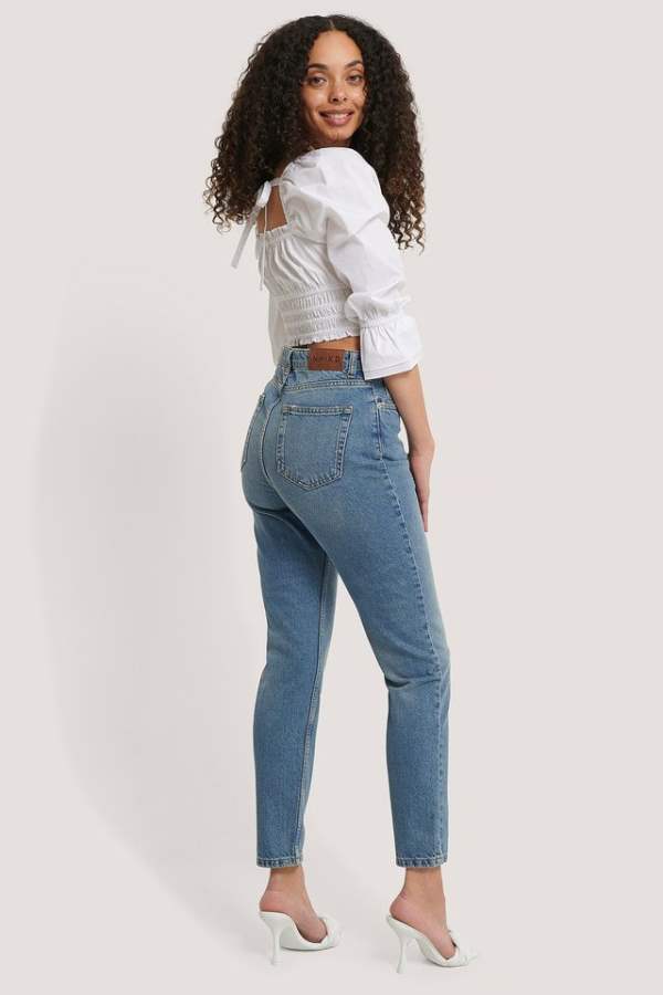 Women Skinny Fit Mid-Rise Low Distress Cropped Stretchable Jeans