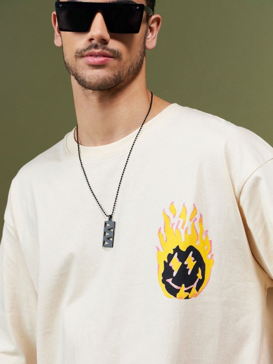 Unisex Typography Printed Pockets Boxy T-shirt – Trendy Streetwear in Pakistan | DOCACCA