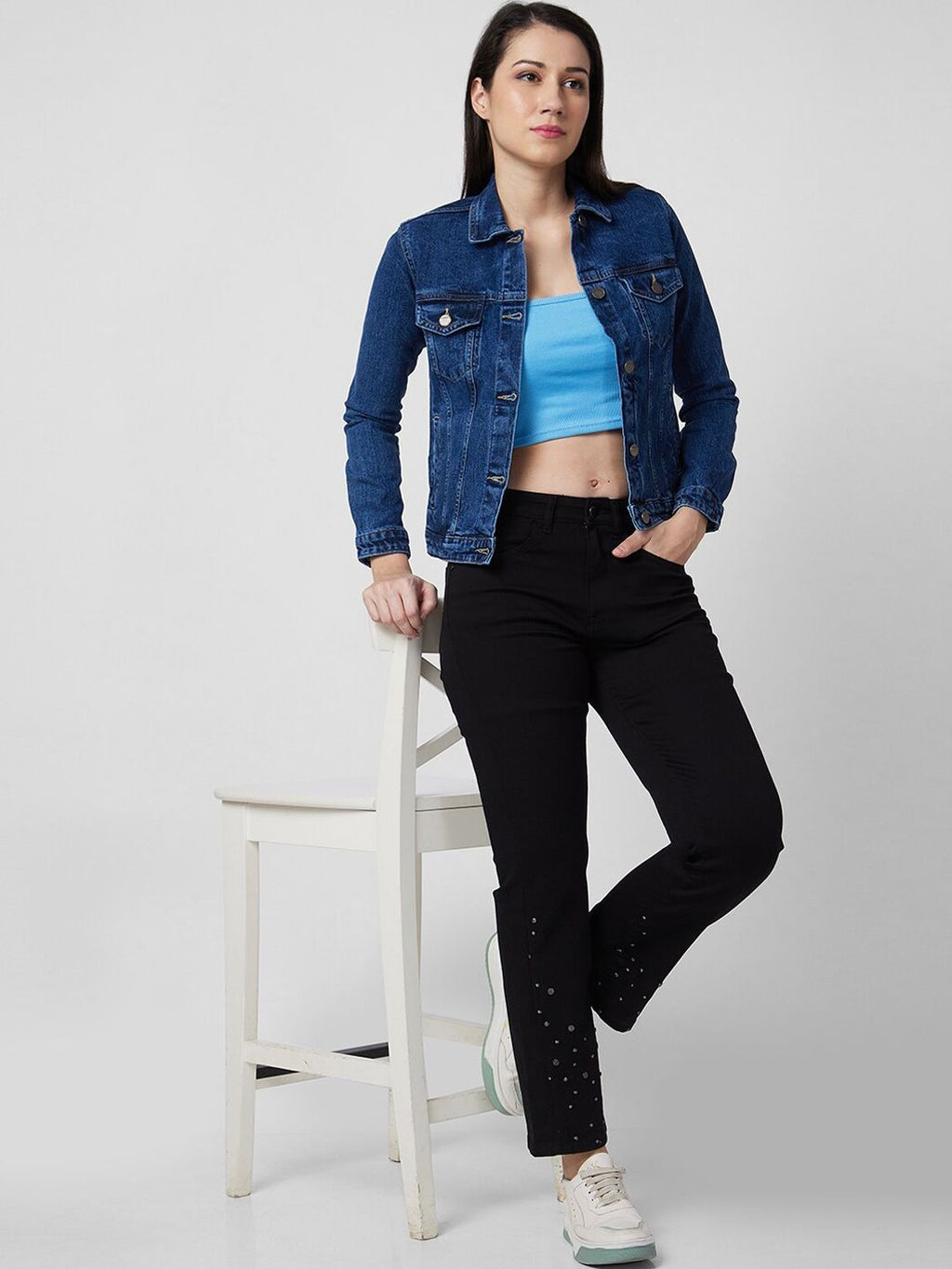 Washed Cotton Crop Denim Jacket for Women – Trendy Casual Outerwear in Pakistan | DOCACCA