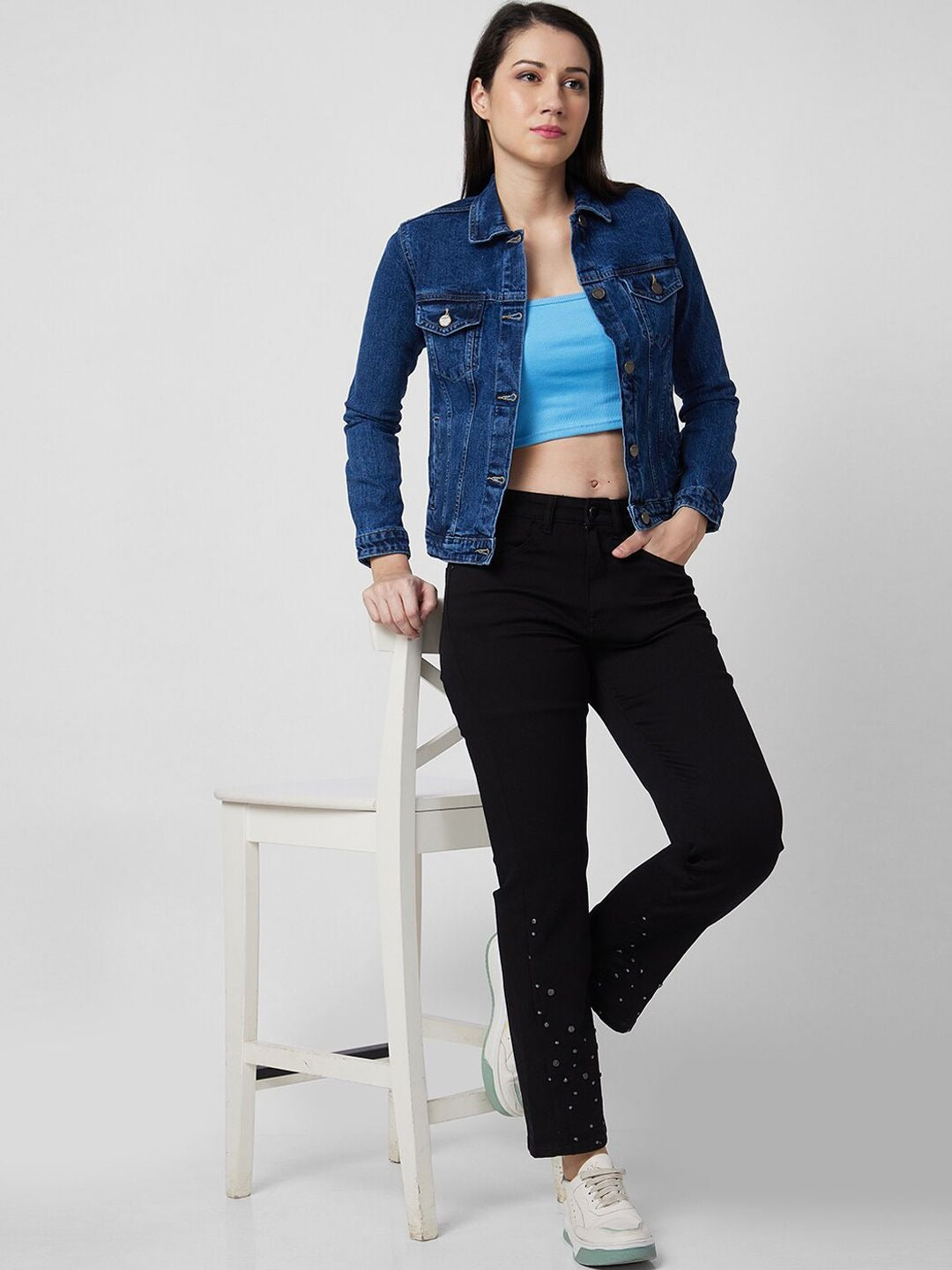 Washed Cotton Crop Denim Jacket for Women – Trendy Casual Outerwear in Pakistan | DOCACCA