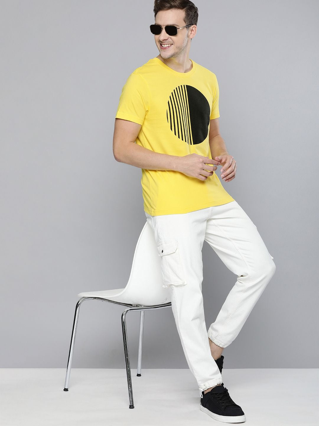 Unisex Yellow Geometrical Printed Casual T-Shirt in Pakistan | DOCACCA