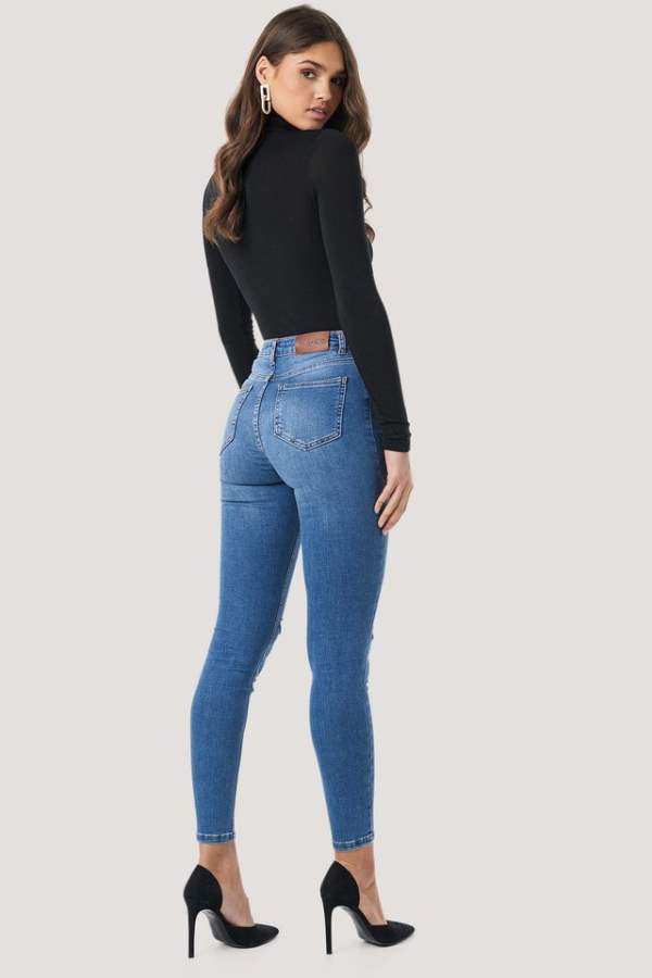 Skinny Fit Mid-Rise Knee Cut Stretchable Jeans