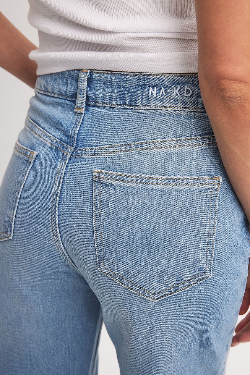 Women Straight High Waist Jeans – Classic High-Rise Straight Leg Denim for Pakistani Women | DOCACCA