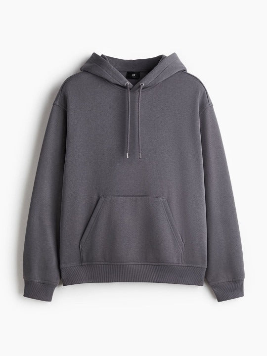Men Loose Fit Hoodie – Stylish & Comfortable Winter Wear in Pakistan