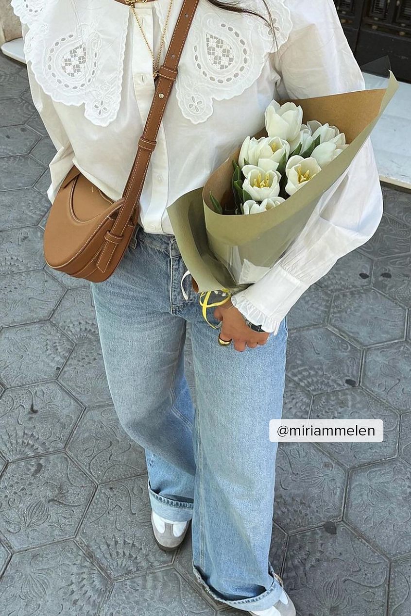 Women Loose Mid Waist Jeans – Relaxed Mid-Rise Loose Fit Denim for Pakistani Women | DOCACCA