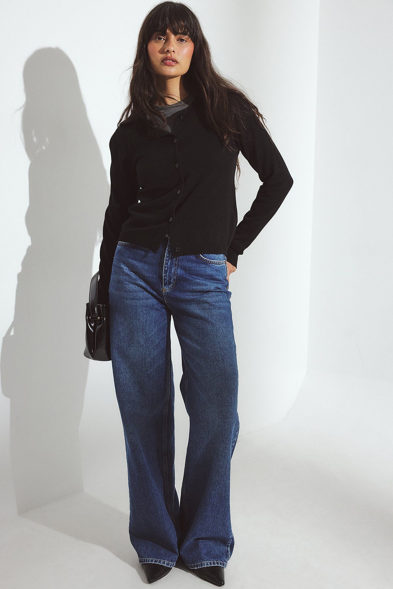 Wide High Waist Jeans for Women – Trendy, Comfortable & Flattering Fit | DOCACCA Pakistan