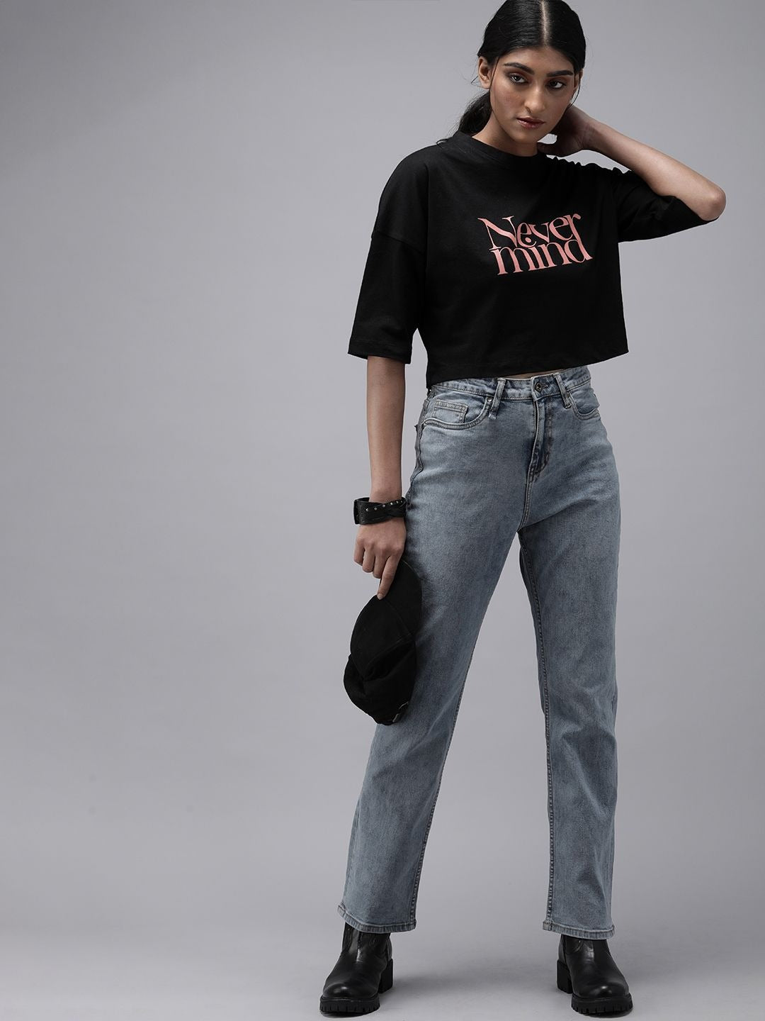DOCACCA Women Black Red Printed Cotton Crop T-Shirt