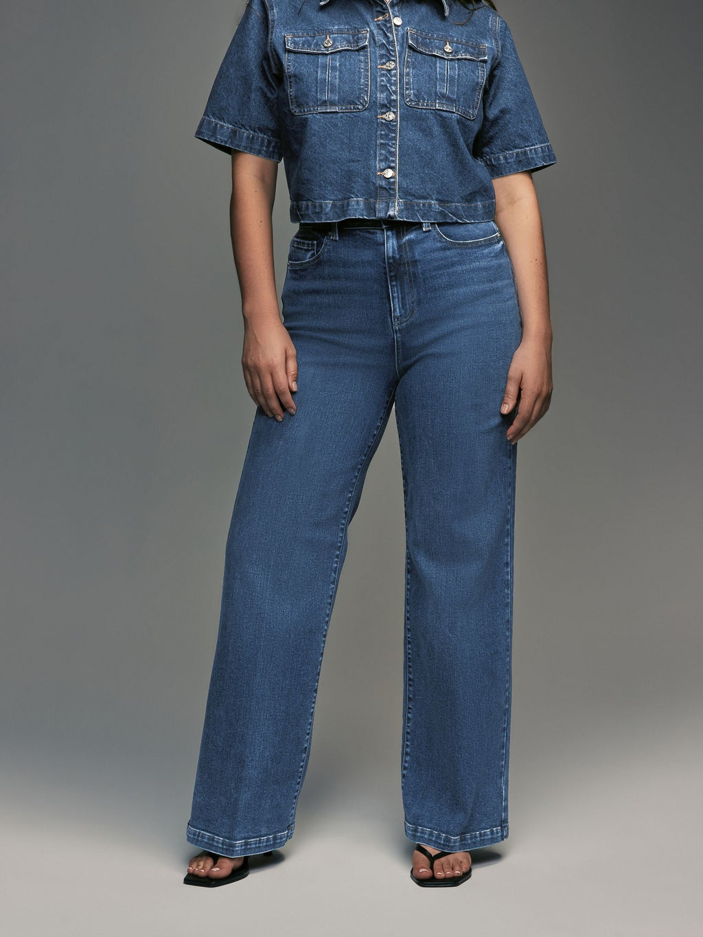 Women Dark Blue Wide Leg Hourglass Jeans – High Waist Flattering Fit Denim Pants in Pakistan | DOCACCA