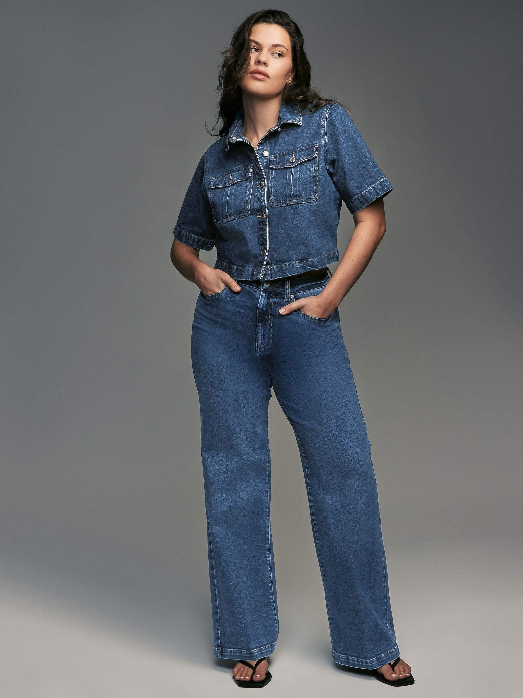 Women Dark Blue Wide Leg Hourglass Jeans – High Waist Flattering Fit Denim Pants in Pakistan | DOCACCA