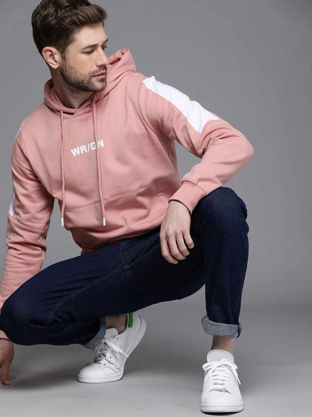 Men Pink Printed Hooded Pullover Sweatshirt – Trendy & Comfortable Hoodie in Pakistan