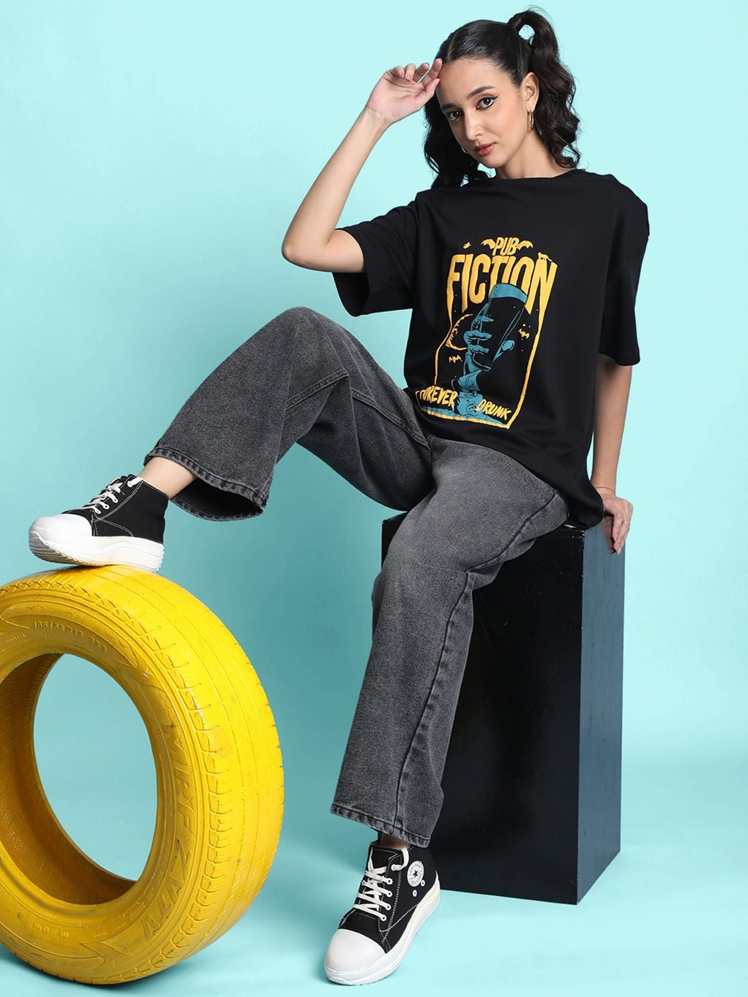 Unisex Printed Extended Sleeves Oversized T-Shirt – Trendy Cotton Streetwear for Pakistan | DOCACCA