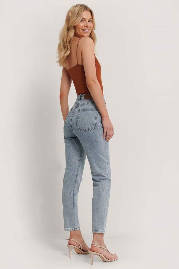 Women Skinny Fit Mid-Rise Clean Look Stretchable Cropped Jeans