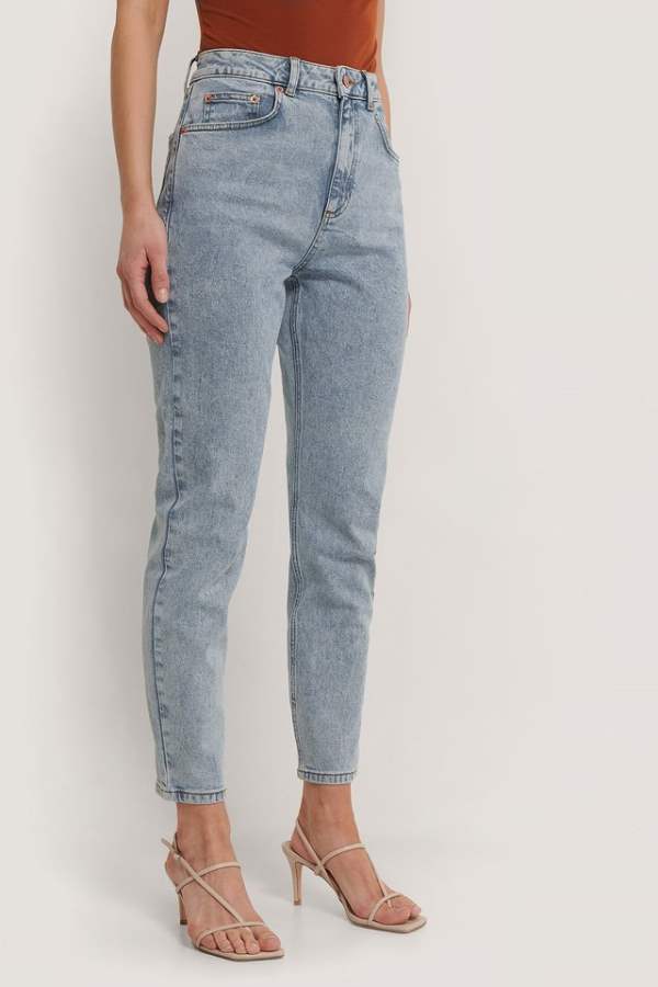 Women Skinny Fit Mid-Rise Clean Look Stretchable Cropped Jeans