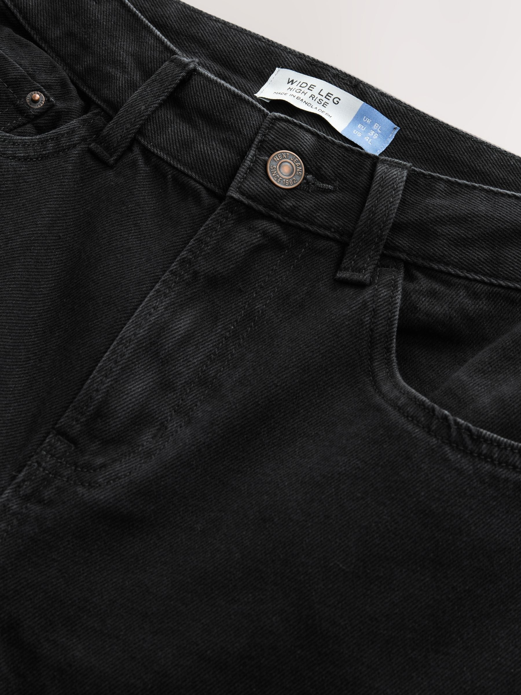 Women Black Wide Leg Jeans – Trendy High Waist Denim Pants for Pakistan | DOCACCA
