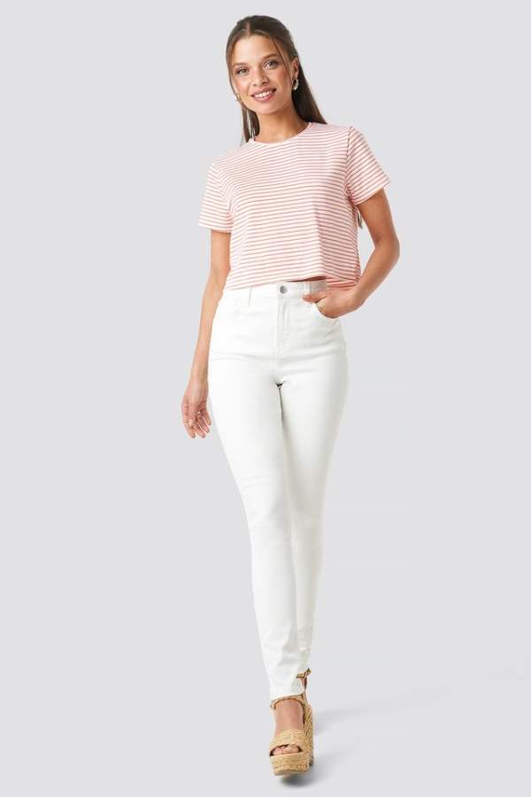 Women Super Skinny Fit Mid-Rise Clean Look Stretchable Jeans