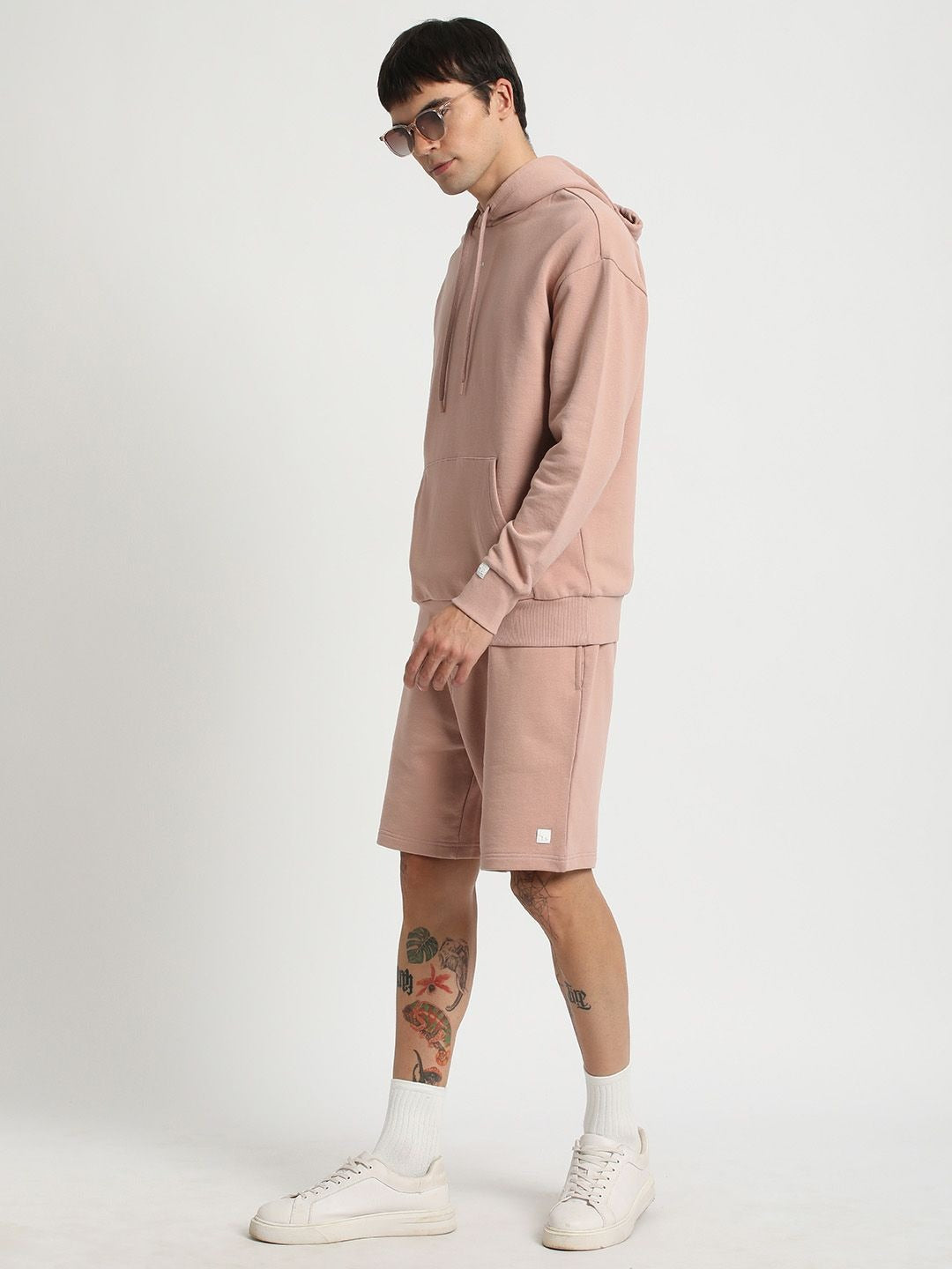 Hooded Pure Cotton Pullover Sweatshirt for Men – Comfortable Winter Wear in Pakistan | DOCACCA