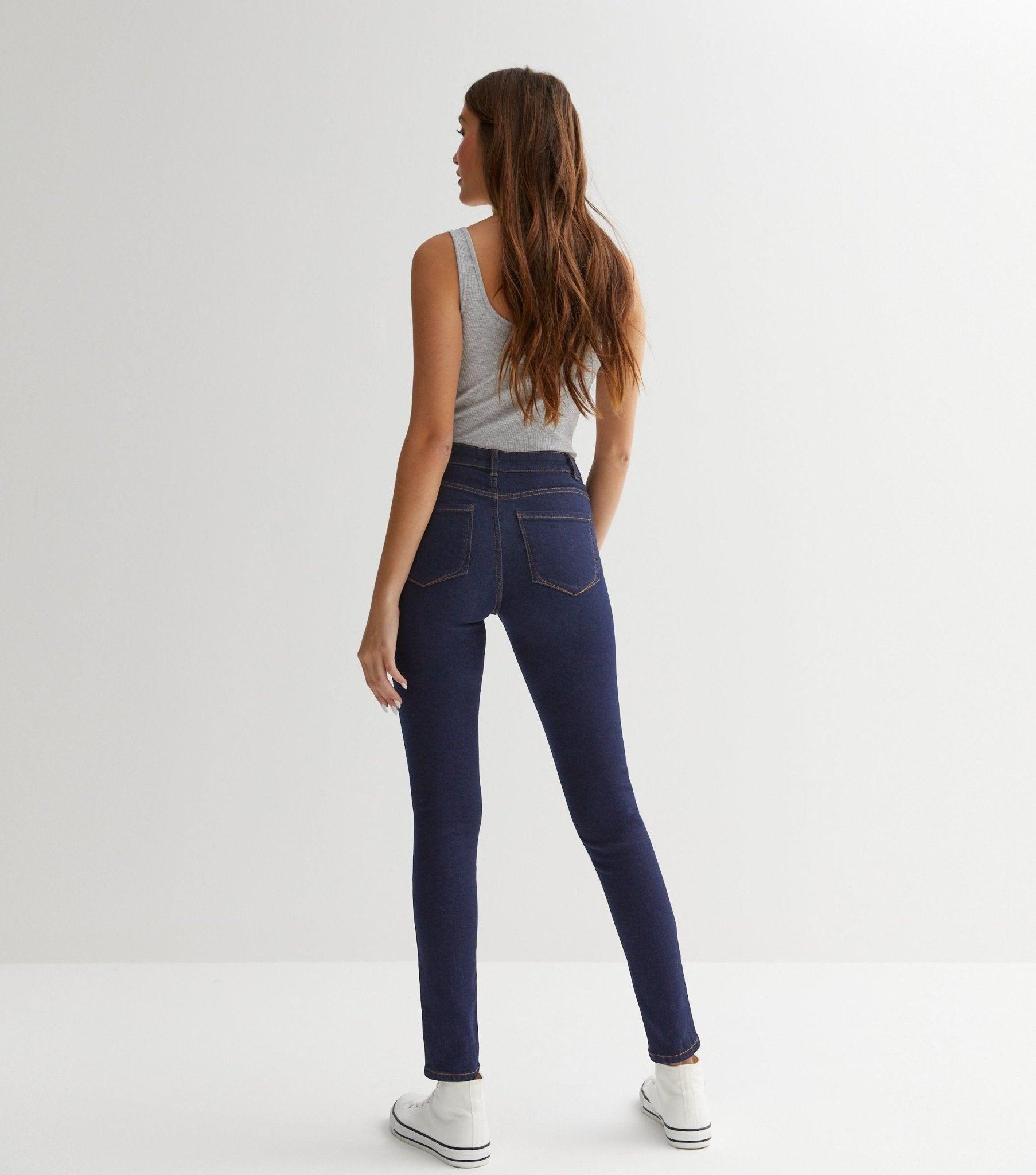 Navy Mid Rise Skinny Jeans - DOCACCA - Jeans - 
