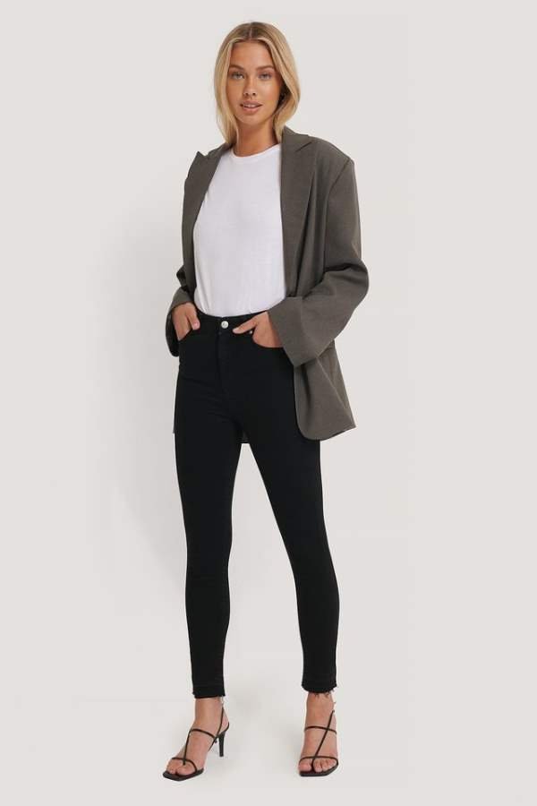 Slim Fit Mid - Rise Clean Look Stretchable Jeans - DOCACCA - Jeans - 